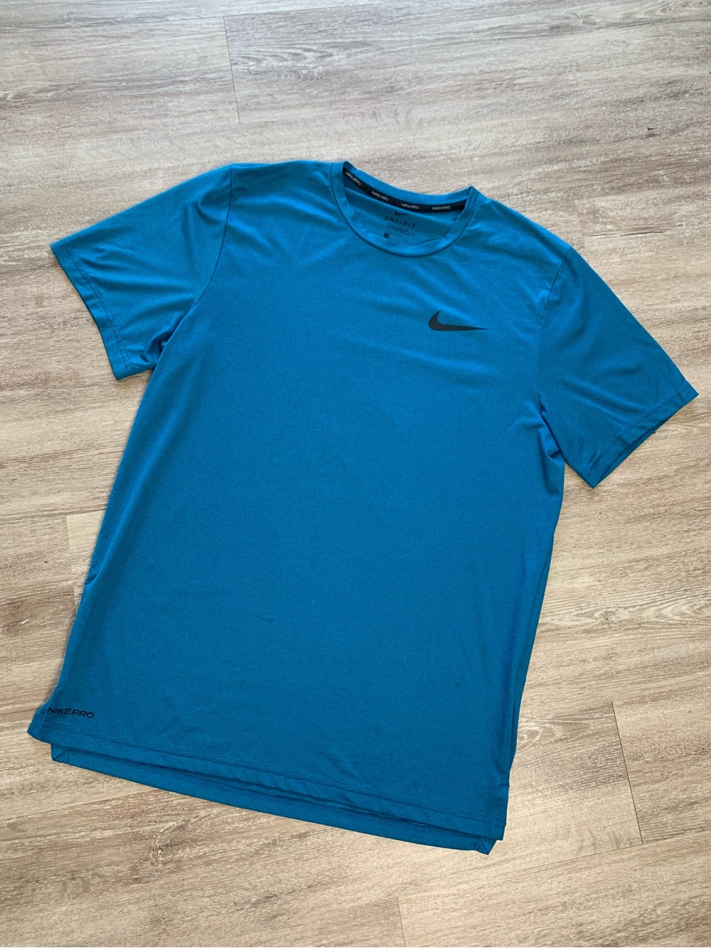 Nike Pro Dri-FIT Men's Standard Fit T-Shirt Small Teal Blue Lightweight